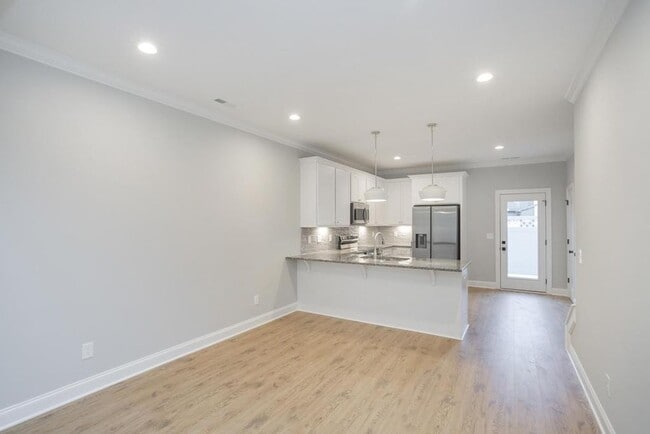 Building Photo - 1424 Rebecca Johns Dr