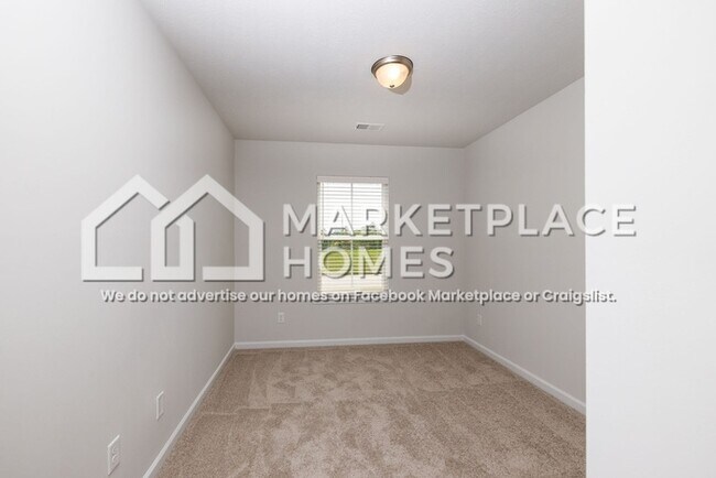Building Photo - 3423 Briar Rose Ct