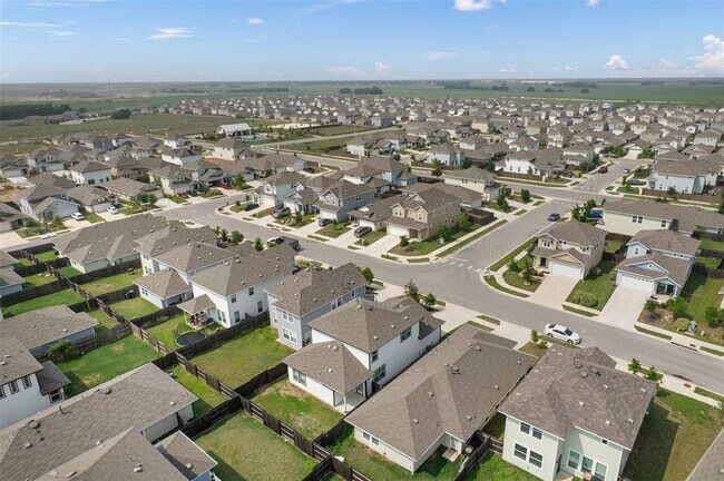 Building Photo - 147 Heather Glen Way