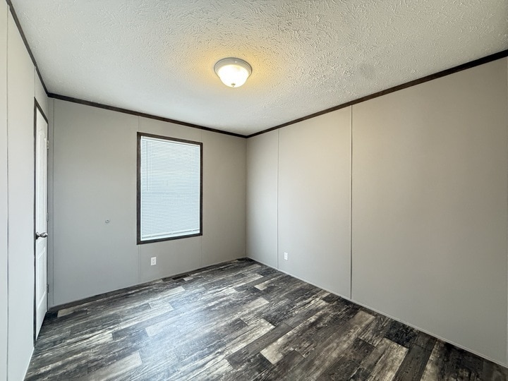 Building Photo - 10610 State Rte 762