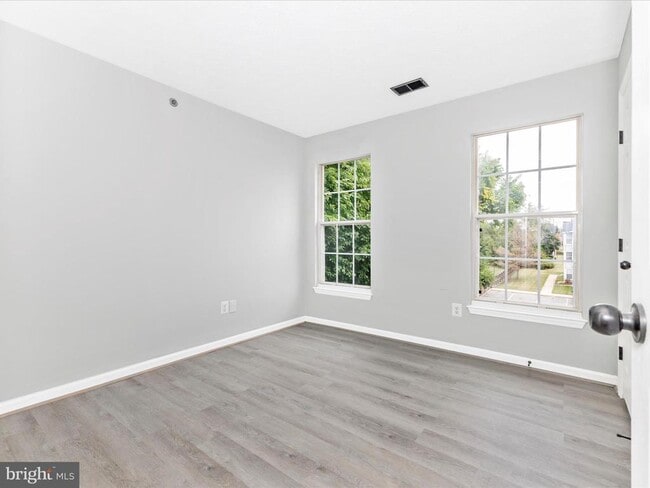 Building Photo - 615 Himes Ave