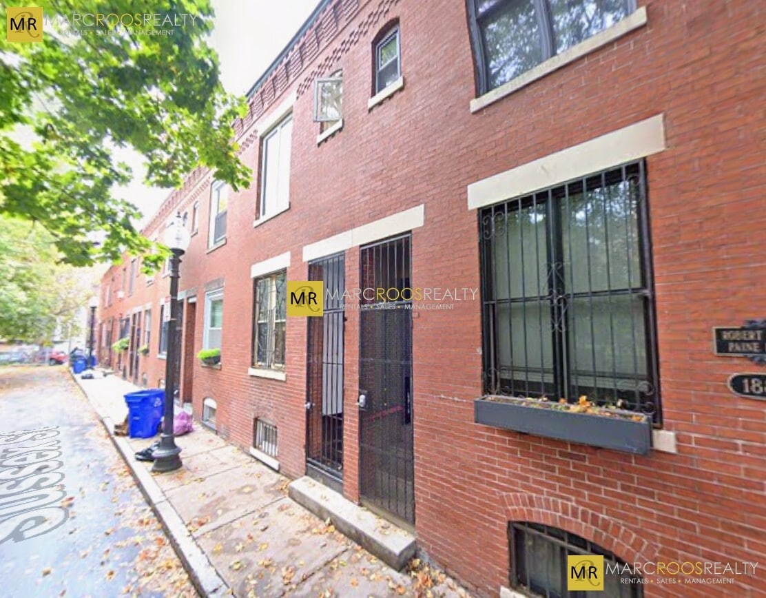 Building Photo - 36 Sussex St