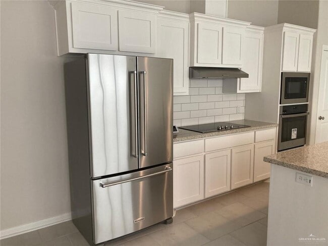 Building Photo - 28 N 15th St