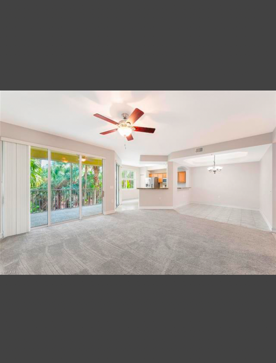 Building Photo - 1882 Tarpon Bay Dr S