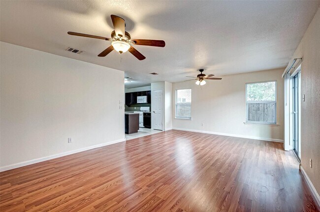 Building Photo - 7910 Raven Creek Ln