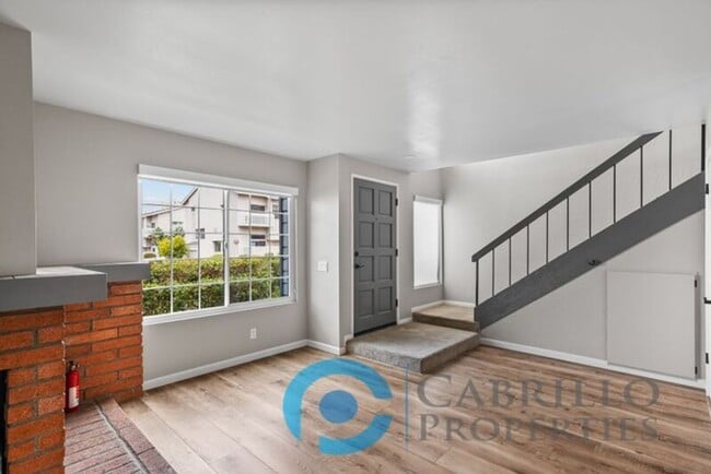 Building Photo - 4024 Crystal Dawn Ln