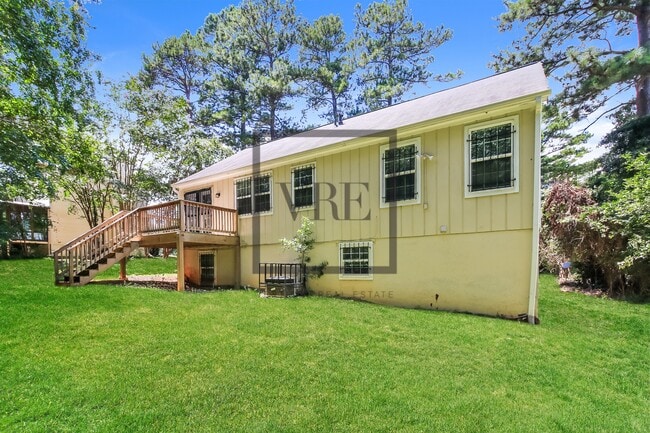 Building Photo - 3696 Dogwood Farm Rd