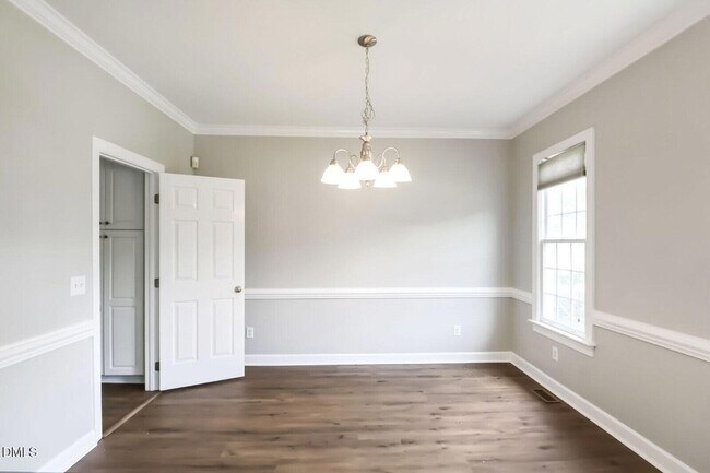 Building Photo - 301 Perry Creek Dr