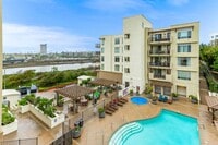 Building Photo - Beautiful & spacious 2 bedroom end unit condo in coastal Oceanside