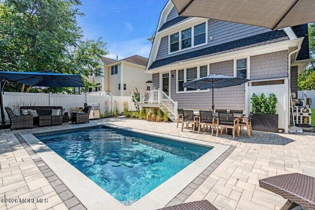 Building Photo - 44 Cowart Ave