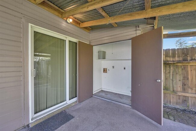 Building Photo - 1603 Hazelwood St