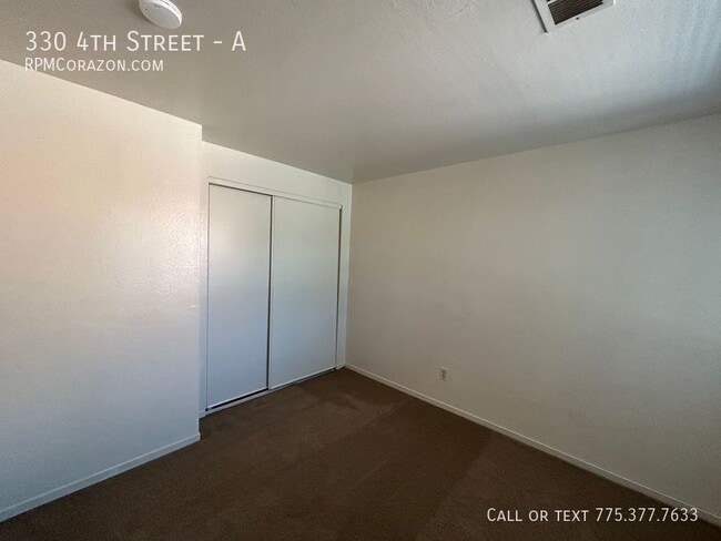 Building Photo - 330 4th St