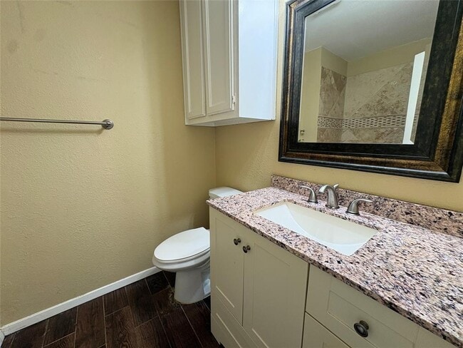 Building Photo - 12814 Hymeadow Dr