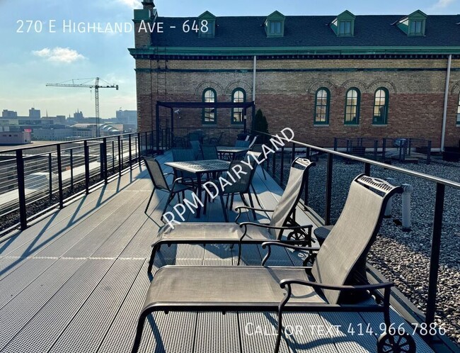 Building Photo - 270 E Highland Ave