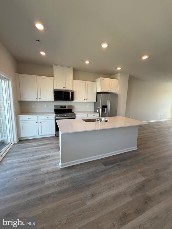 Building Photo - 8203 Brodie Ct