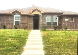 Building Photo - 317 Santo Dr