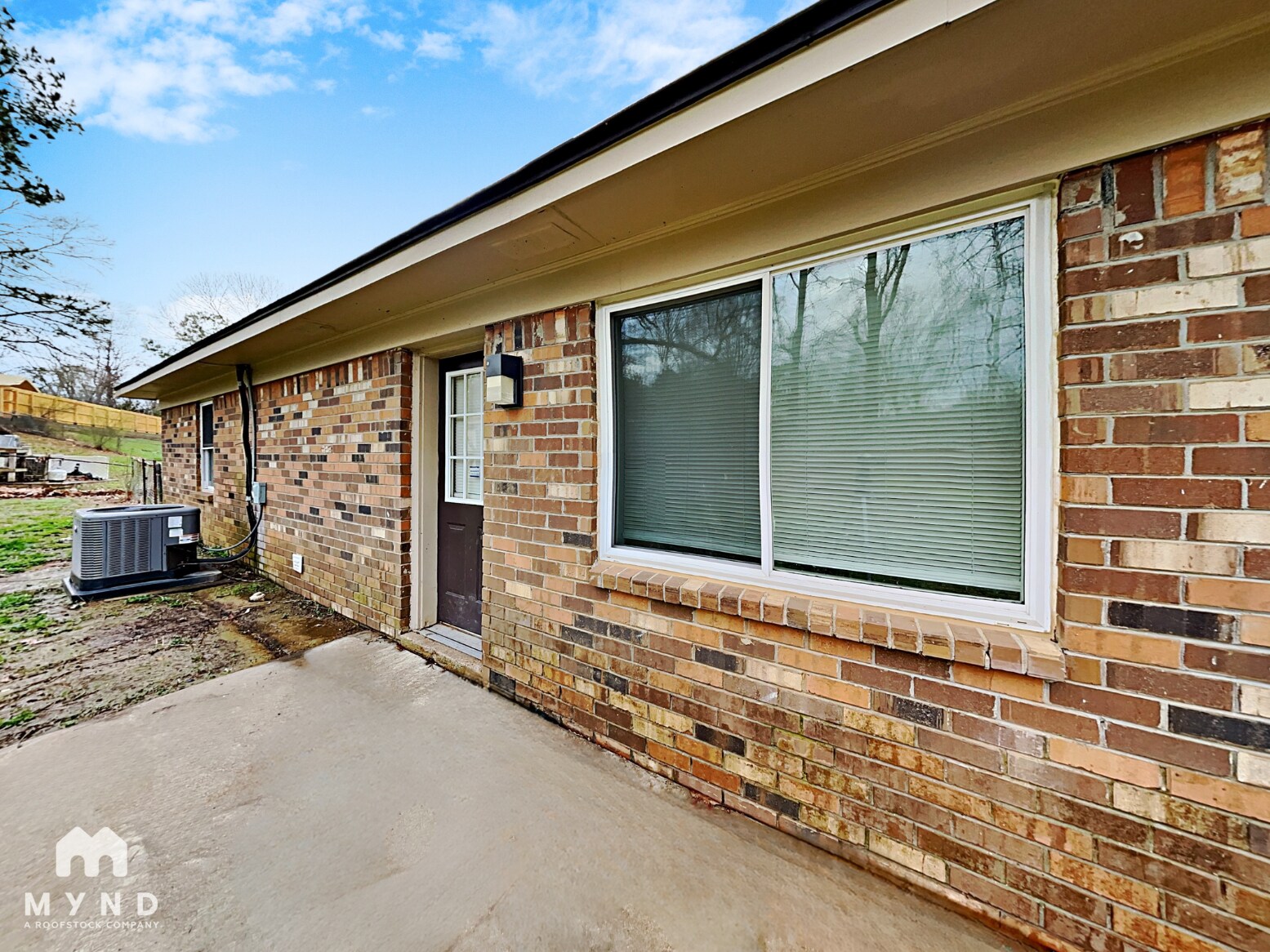 Building Photo - 5021 Woody Cove
