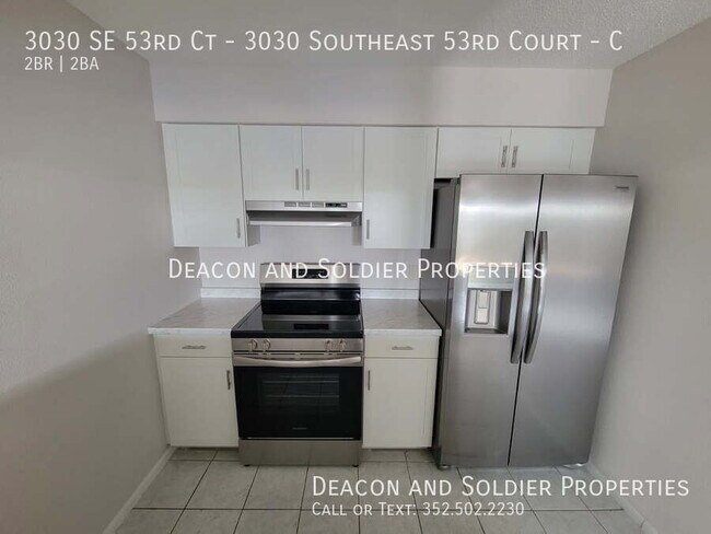 Building Photo - 3030 SE 53rd Ct