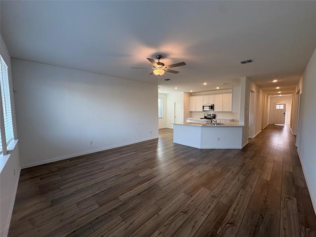 Building Photo - 5115 Penrose Dr