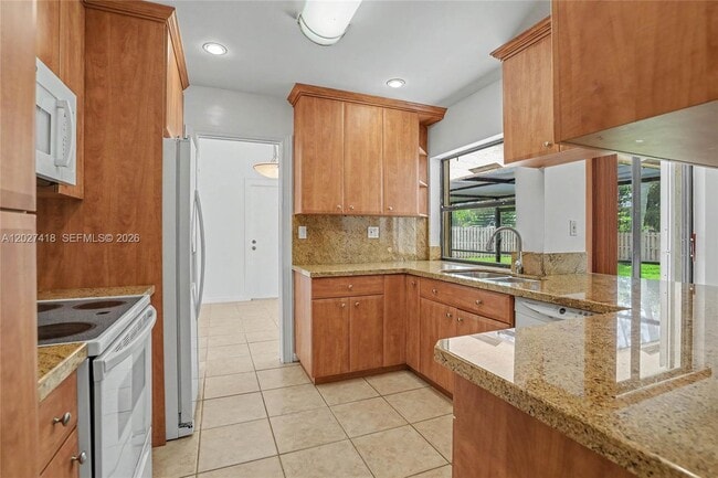 Building Photo - 10711 SW 116th Ave