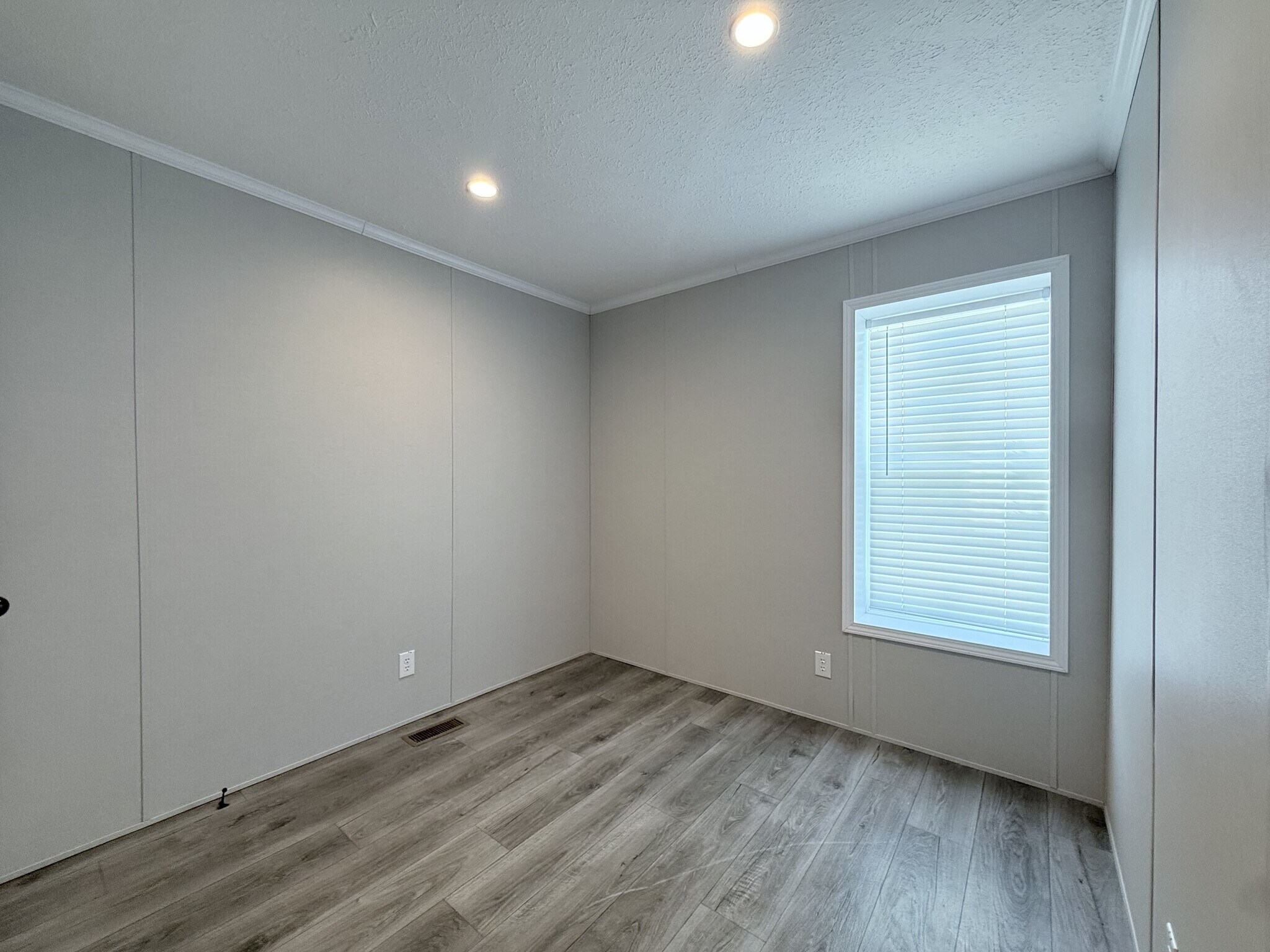 Building Photo - 52780 S Zacharias Ct