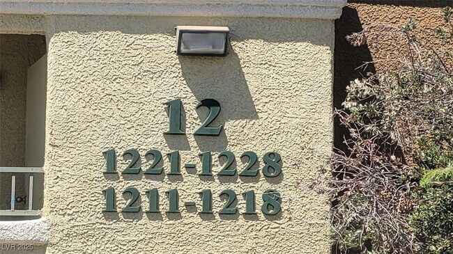 Building Photo - 2120 Ramrod Ave