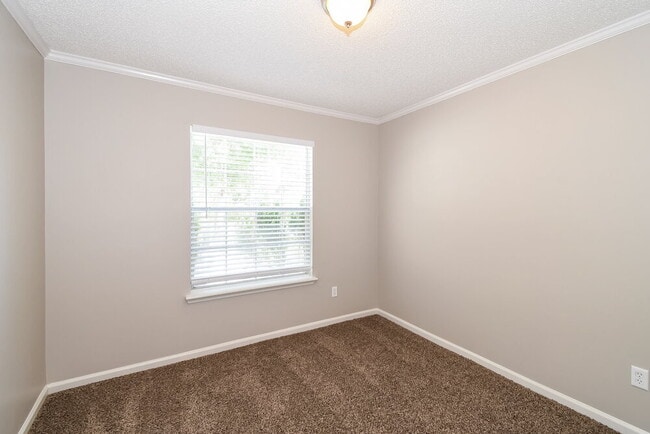 Building Photo - 3123 Olde Sutton Parke Dr