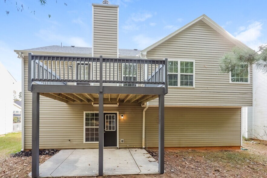 Building Photo - 575 Sycamore Dr