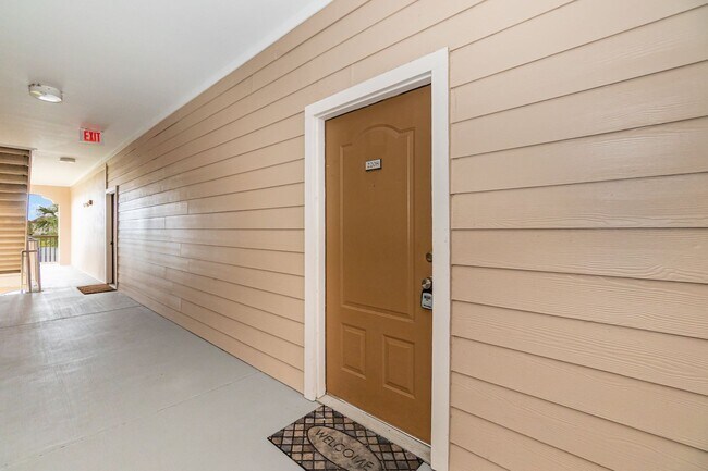 Building Photo - Condo in Gated community near Viera shopping, etc.