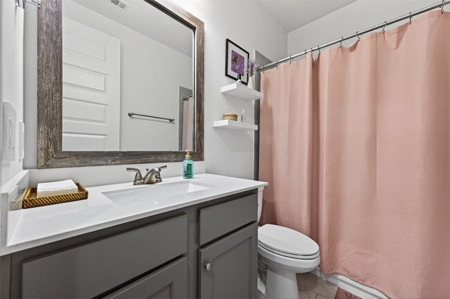 Building Photo - 2703 Tanager Trace