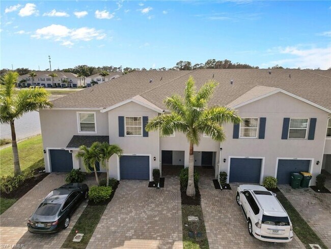 Building Photo - 15484 Wildflower Cir