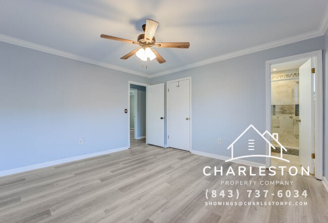 Building Photo - 8042 Nova Ct