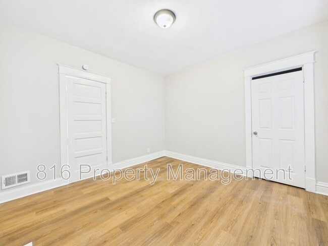 Building Photo - 2712 Park Ave