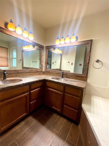 Building Photo - 7b Lakeway Dr