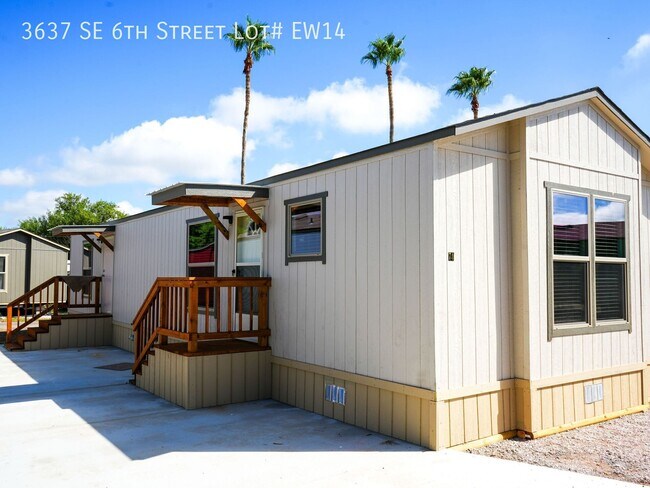 Building Photo - 3637 SE 6th St