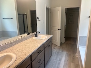 Building Photo - 41381 Rosewood Ln