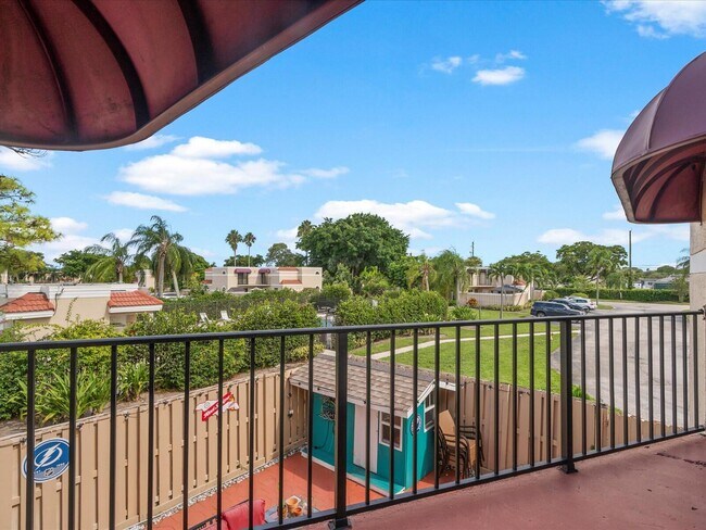 Building Photo - 4025 Village Dr