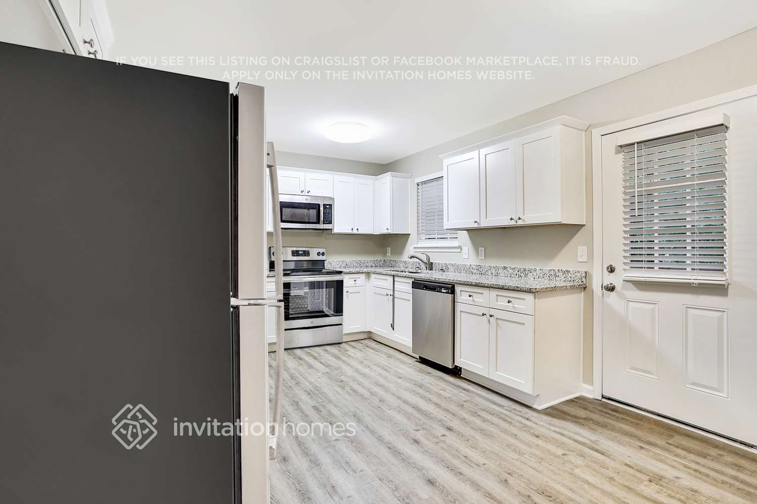 Building Photo - 6556 Willow Ln