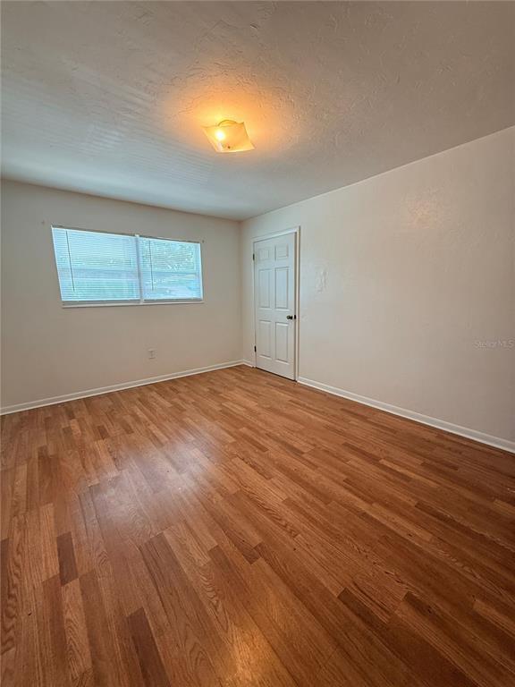 Building Photo - 2614 SW 31st Pl