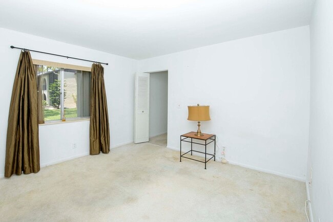 Building Photo - 3531 Pine Needle Dr
