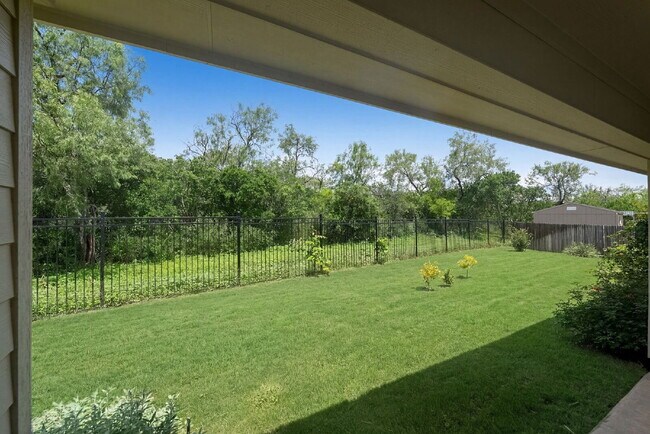 Building Photo - Greenbelt - Cul De Sac - Oversized Homesite