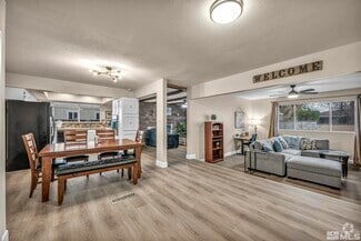 Building Photo - 1490 Foster Dr