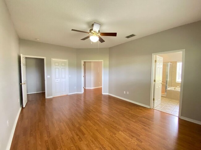Building Photo - 9951 Indigo Bay Cir