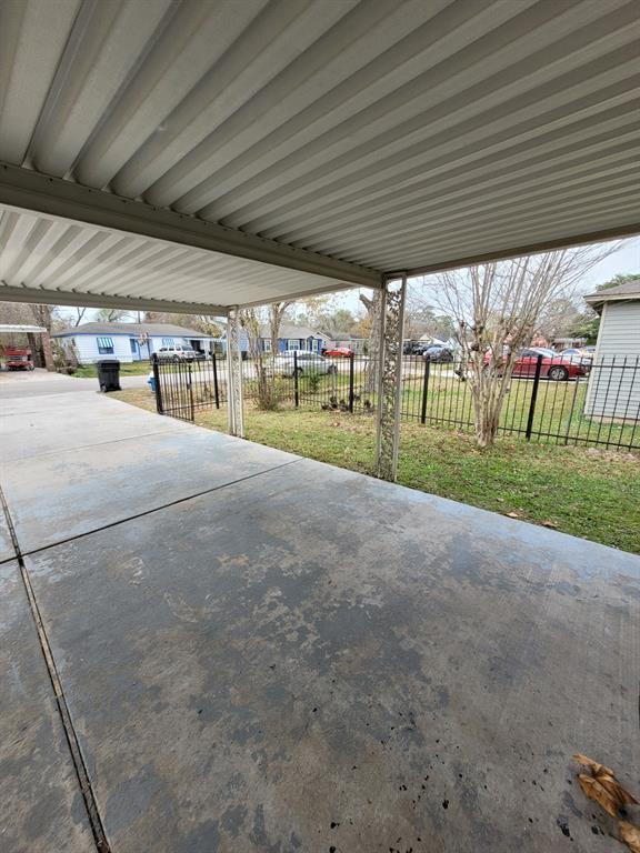 Building Photo - 7617 Delavan Dr