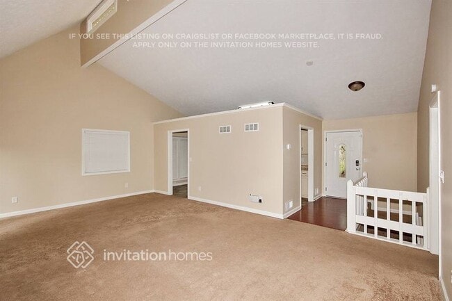 Building Photo - 261 Rustic Ridge Dr NE