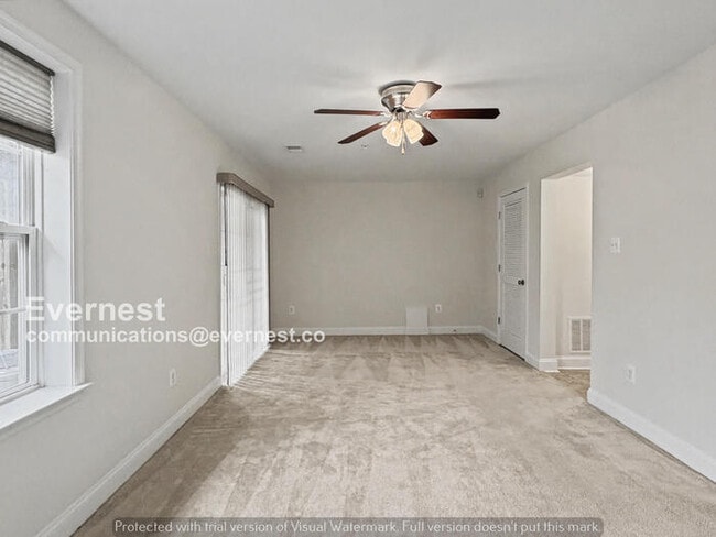 Building Photo - 3 Bed/3.5 Bath Home with Garage/ Available Now!