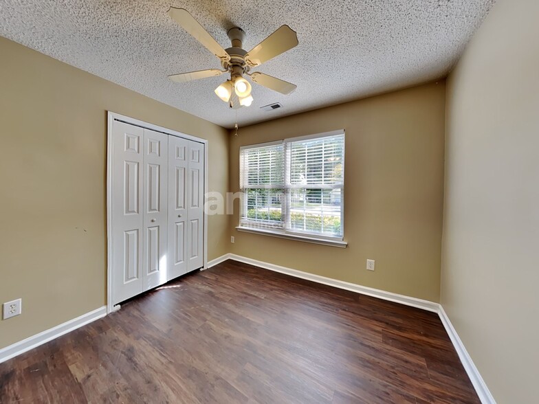 Building Photo - 1103 Poplar Ridge Rd