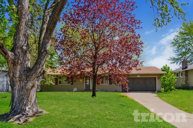 Building Photo - 14704 Denmark Ct