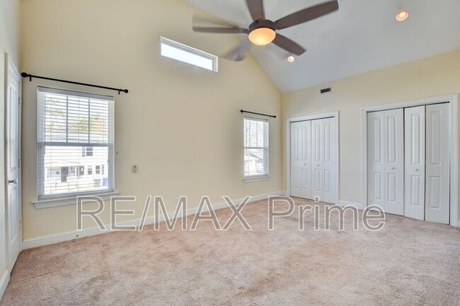 Building Photo - 4923 Krick St