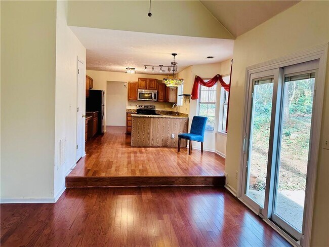 Building Photo - 1140 Taylor Oaks Dr